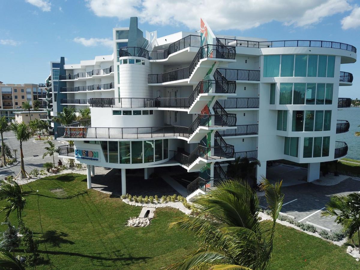 Fusion Resort Waterfront Suites 보물섬 외부 사진