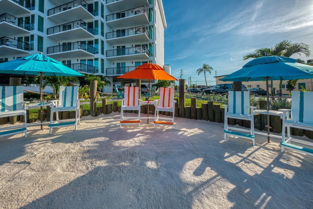 Fusion Resort Waterfront Suites 보물섬 외부 사진