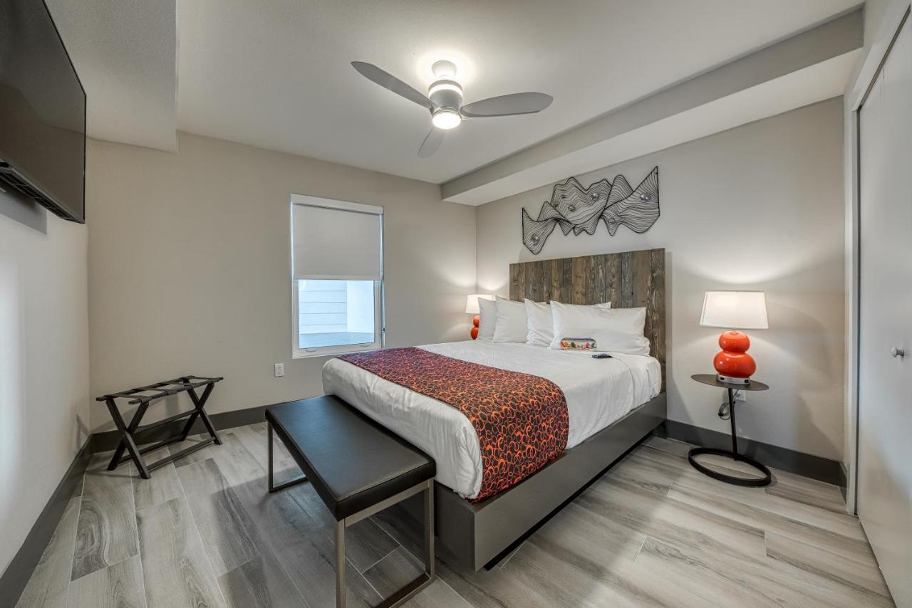 Fusion Resort Waterfront Suites 보물섬 외부 사진
