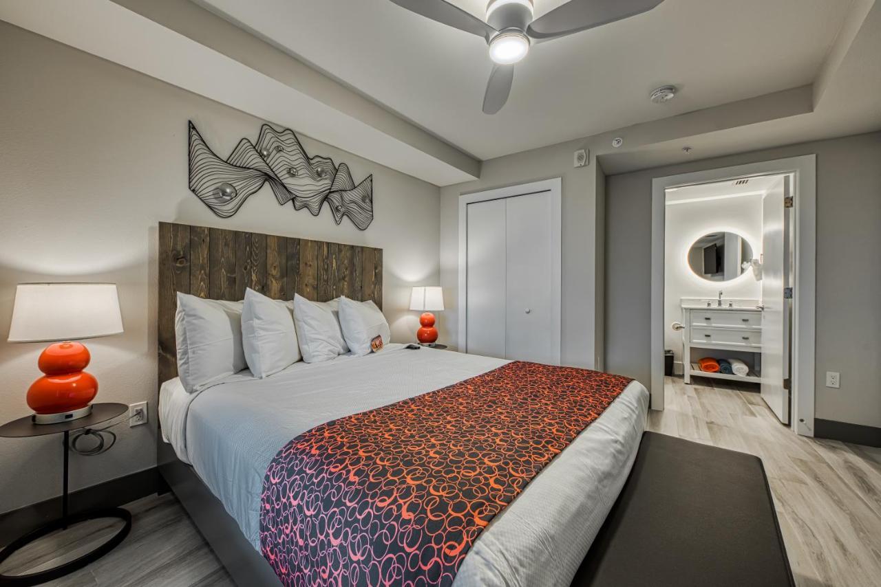 Fusion Resort Waterfront Suites 보물섬 외부 사진