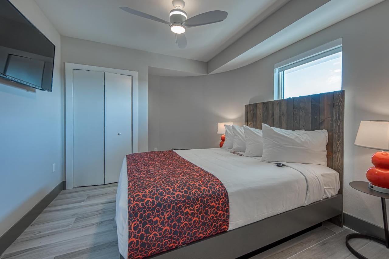 Fusion Resort Waterfront Suites 보물섬 외부 사진